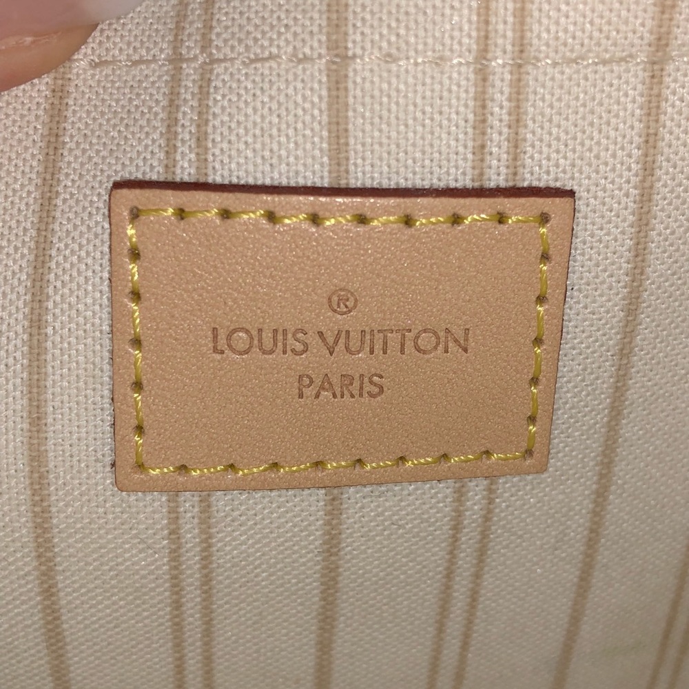 Authentic Louis Vuitton Neverful Pouch Damier Azur - Picture 7 of 8